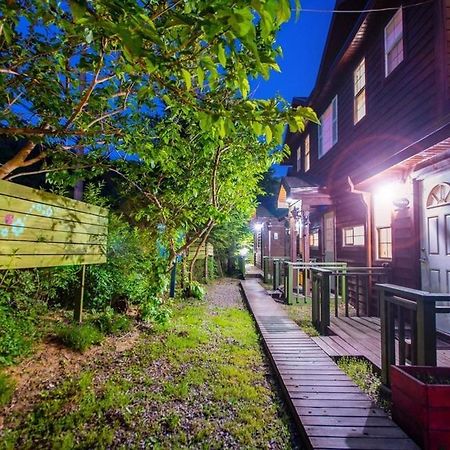 Pyeongchang Zermatt Pension Family, Couple Экстерьер фото